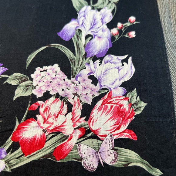 Set Of 2 Hanae Mori Black Multicolor Floral & Cream Tan Handkerchiefs/Bandana - Picture 12 of 15
